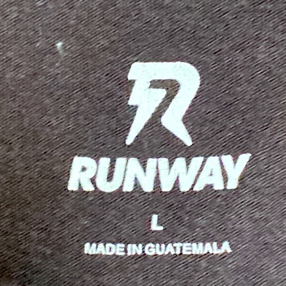 Runway Black Tank Top Athletic Workout Cotton/ Polyester Blend Push Limits Sz L - Picture 5 of 8